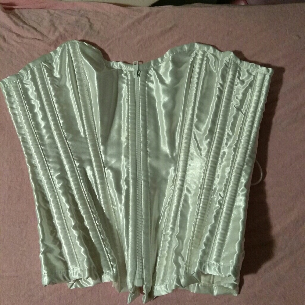 Burlesk Overbust White Corset